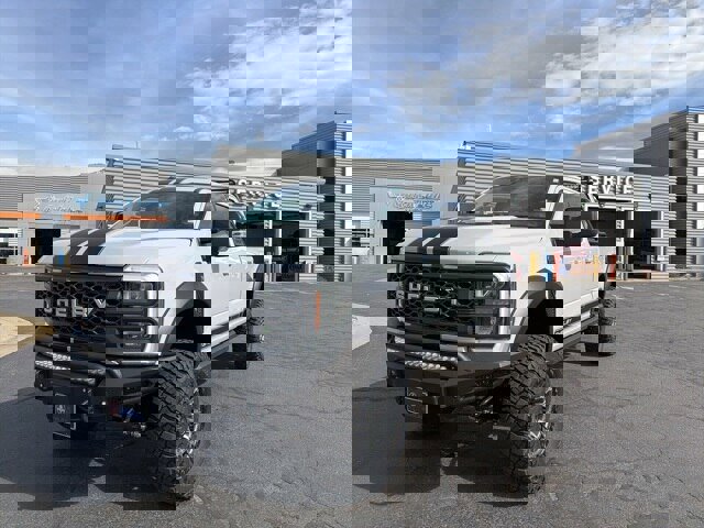 New 2025 Ford F250 Lariat w/ Lariat Ultimate Package image 2