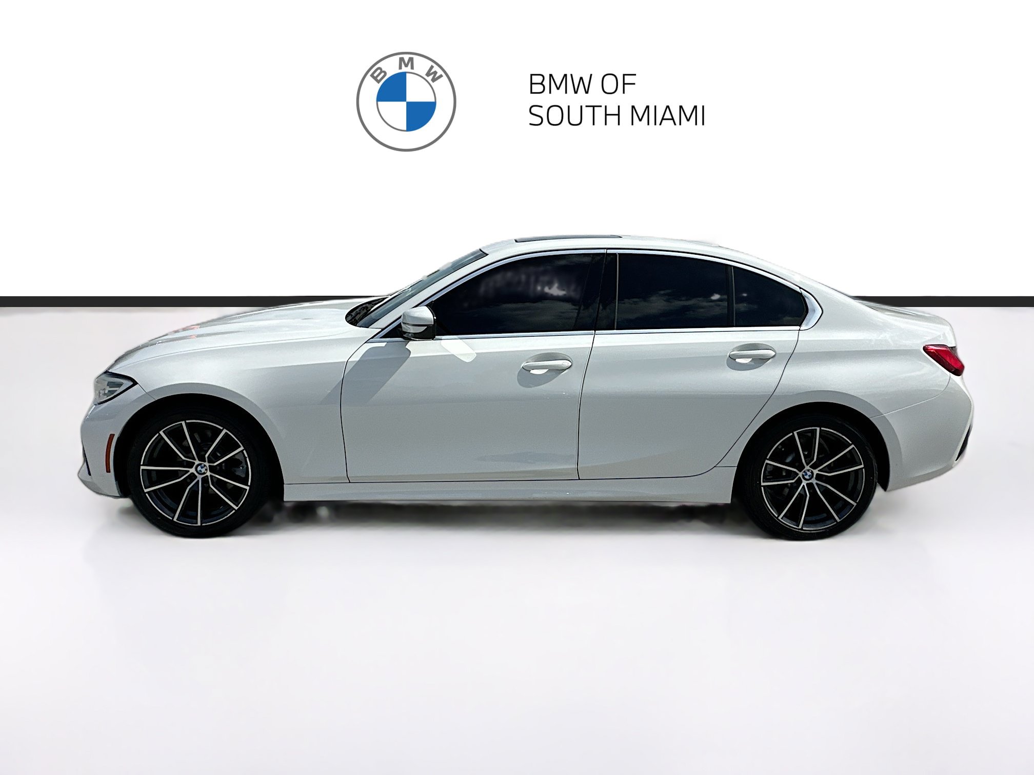 Used 2021 BMW 330i Sedan w/ Convenience Package RWD image 4