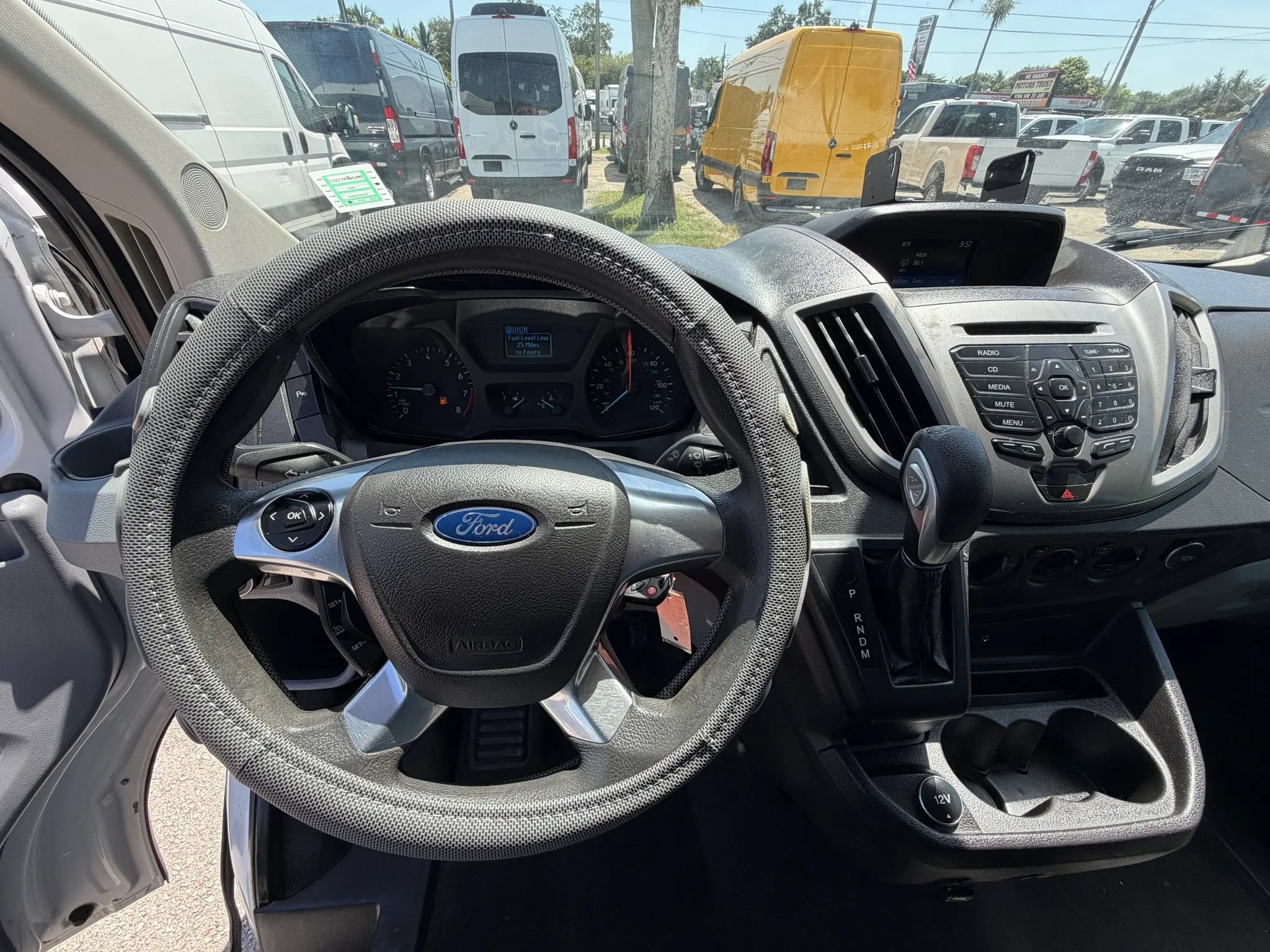 Used 2017 Ford Transit 350 XLT RWD image 15