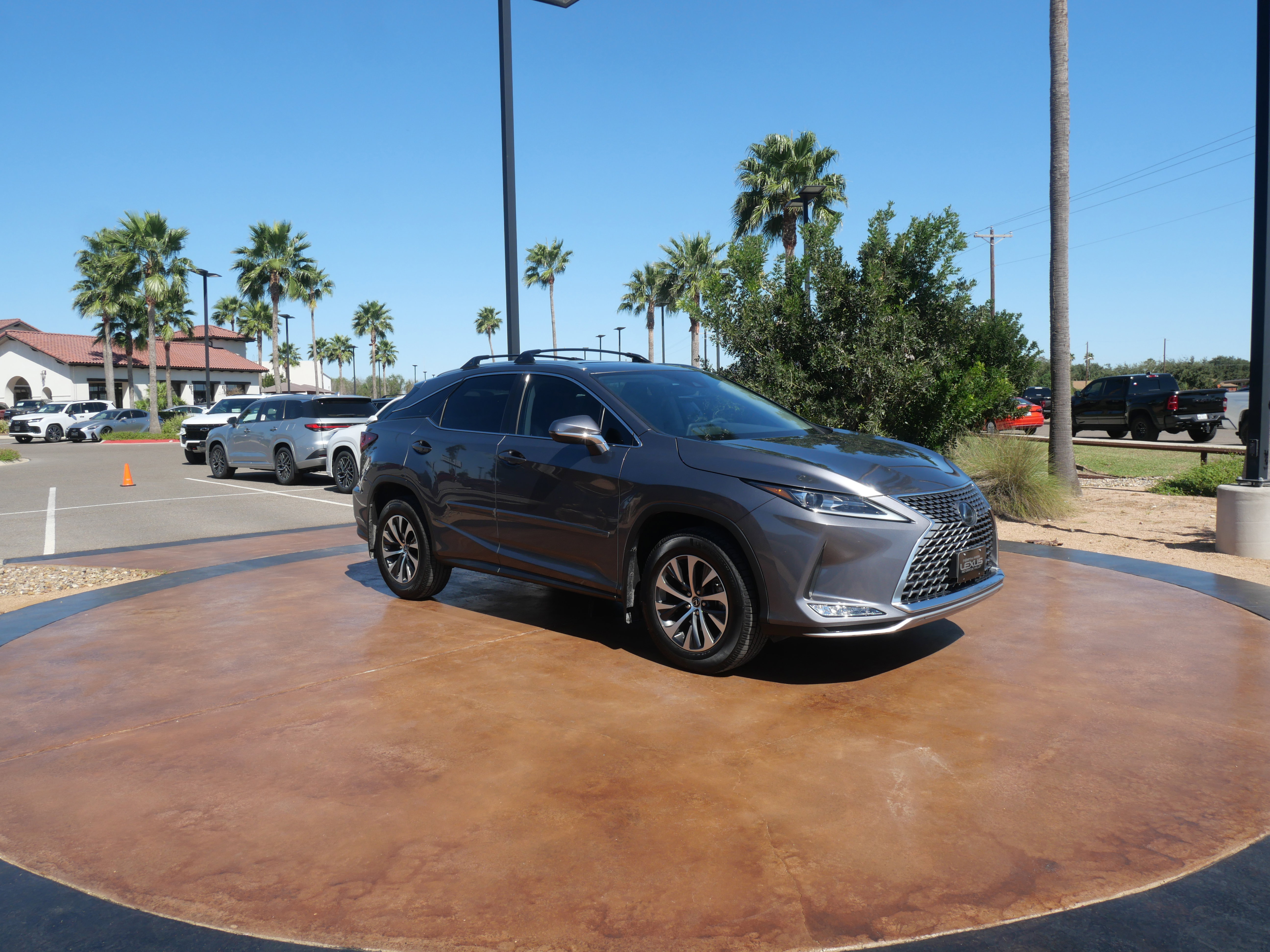 Certified 2022 Lexus RX 350 FWD w/ Premium Package image 1