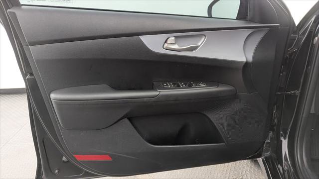 Used 2024 Kia Forte LXS FWD image 13