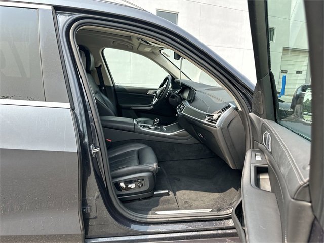Used 2022 BMW X7 xDrive40i w/ Premium Package image 19