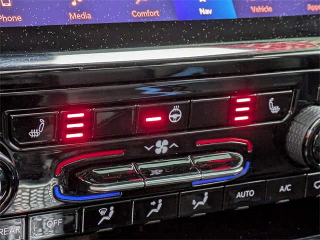 Used 2022 Jeep Grand Cherokee Limited image 26