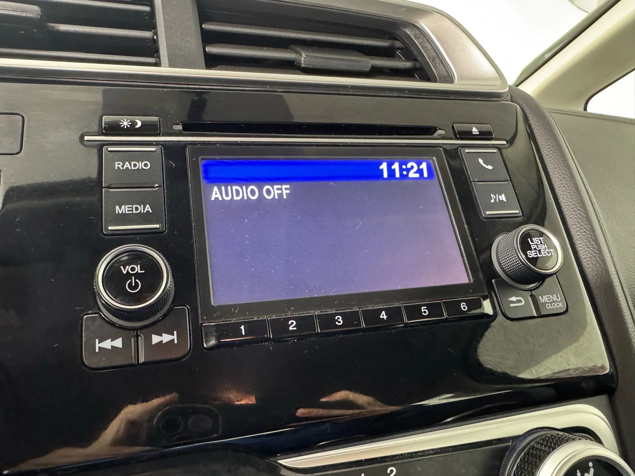 Used 2019 Honda Fit LX image 18