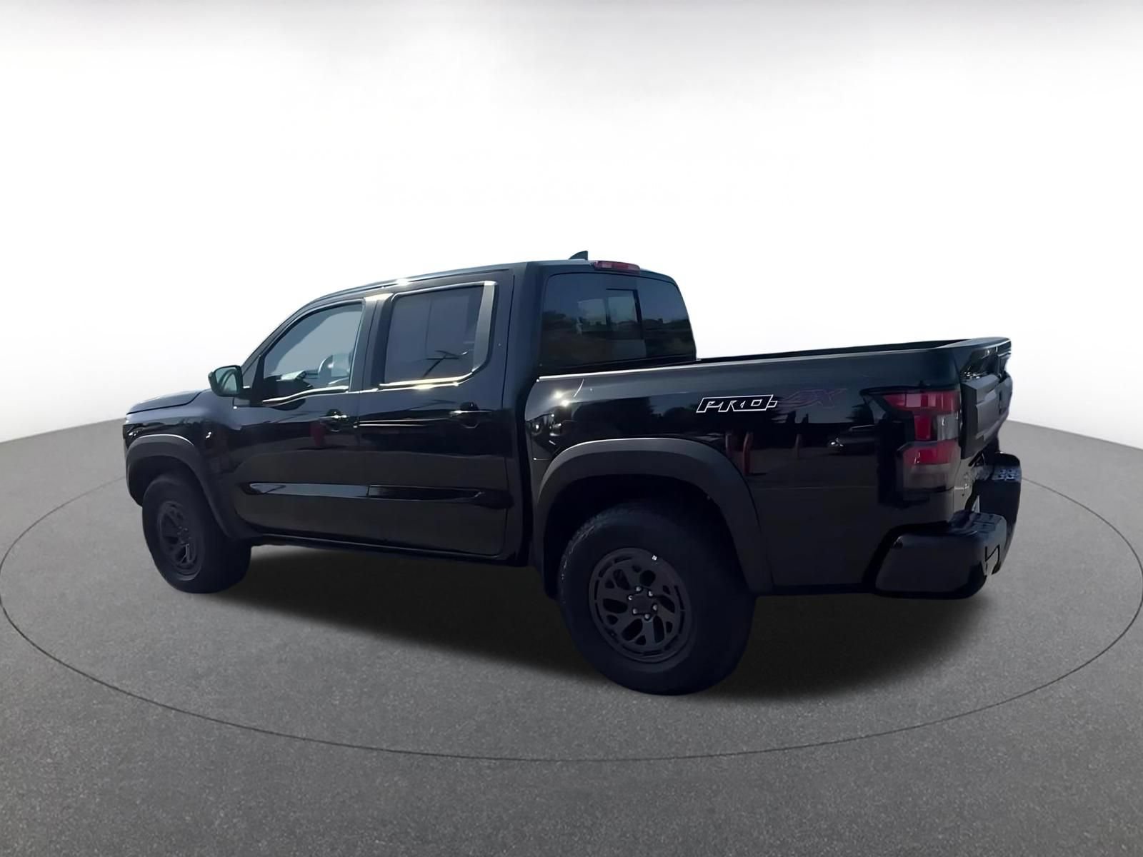 Used 2026 Nissan Frontier PRO-4X AWD/4WD image 10