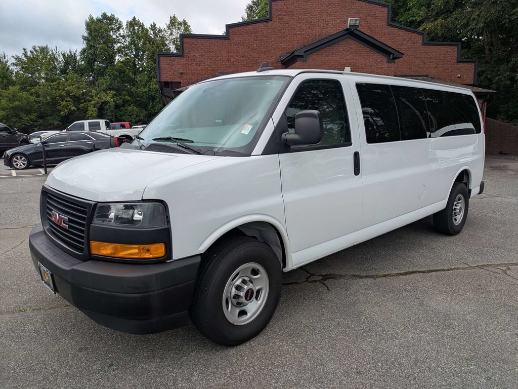 Used 2023 GMC Savana 3500 LS RWD image 7
