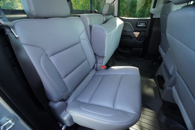 Used 2018 Chevrolet Silverado 1500 LTZ AWD/4WD image 31