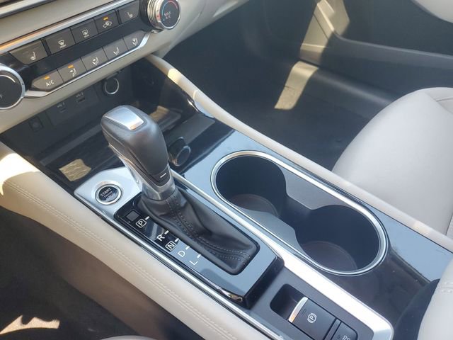 Used 2024 Nissan Altima 2.5 SV w/ SV Premium Package FWD image 26
