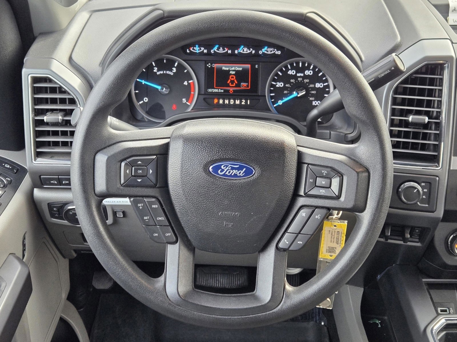 Used 2019 Ford F450 XLT w/ XLT Premium Package image 16