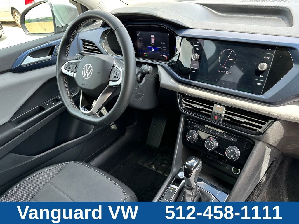 Used 2023 Volkswagen Taos SE w/ Panoramic Sunroof Package FWD image 18