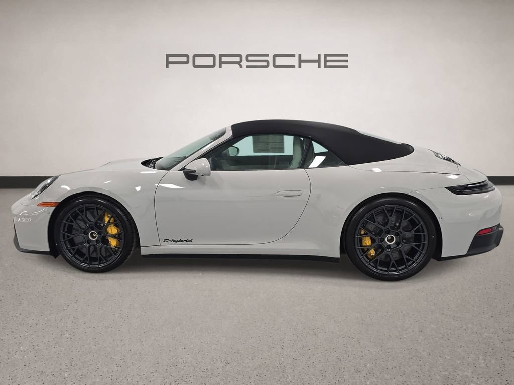 New 2026 Porsche 911 Carrera GTS RWD image 2