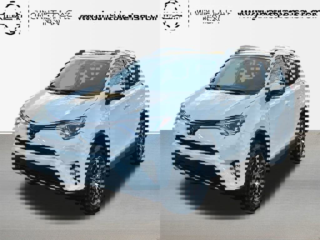 Used 2018 Toyota RAV4 XLE image 1