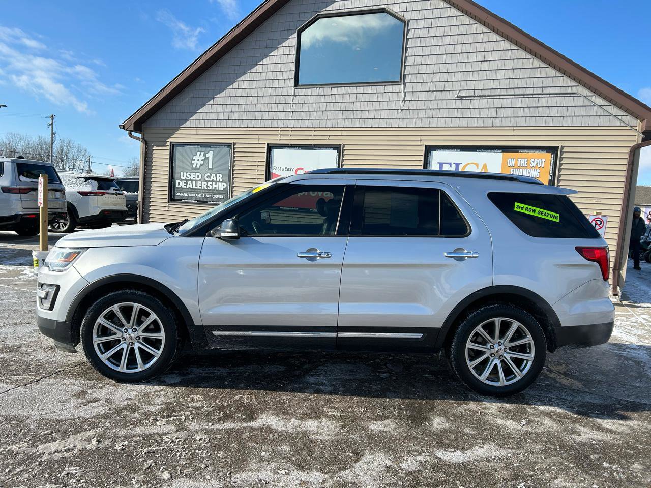 Used 2017 Ford Explorer Limited image 8