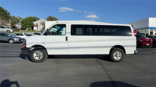 Used 2020 Chevrolet Express 3500 LT w/ LT Preferred Equipment Group image 5