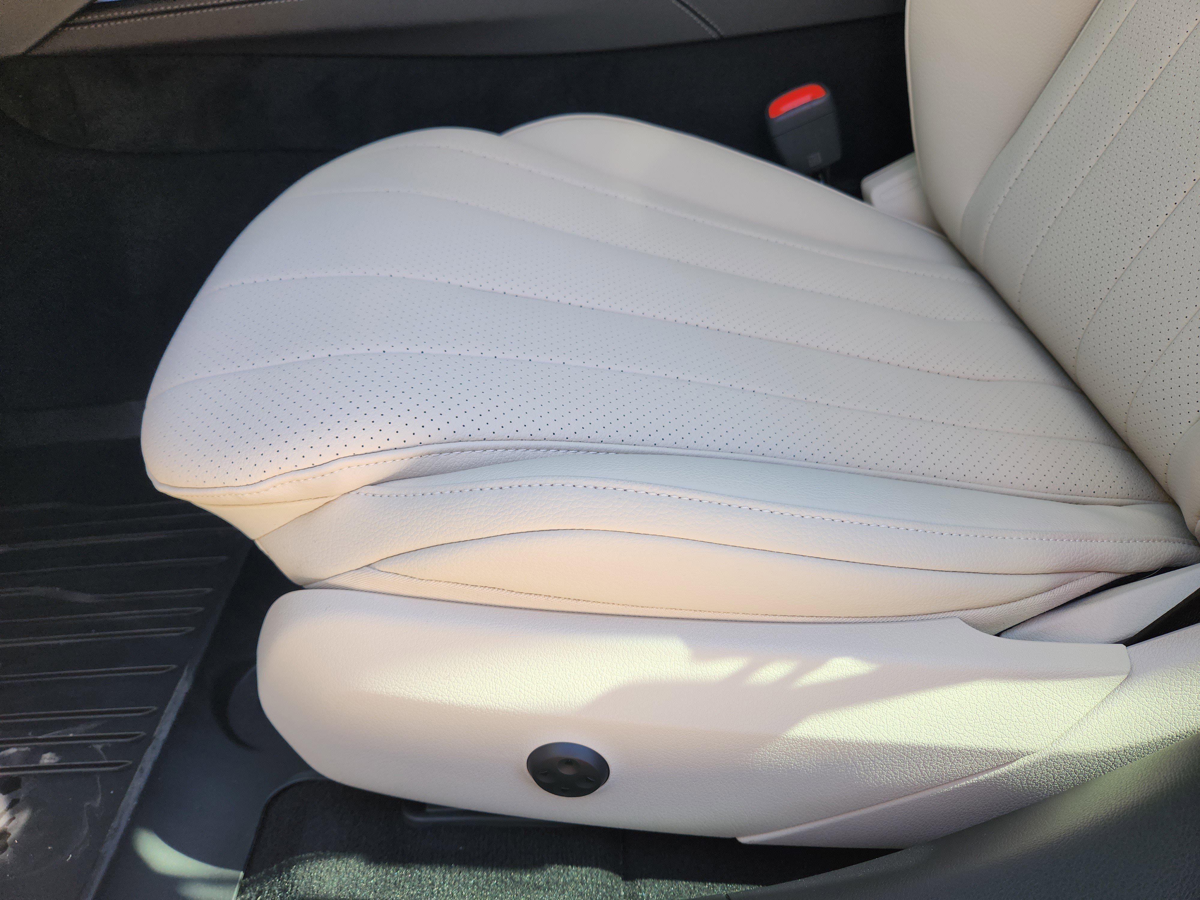 New 2026 Mercedes-Benz E 350 Sedan image 23