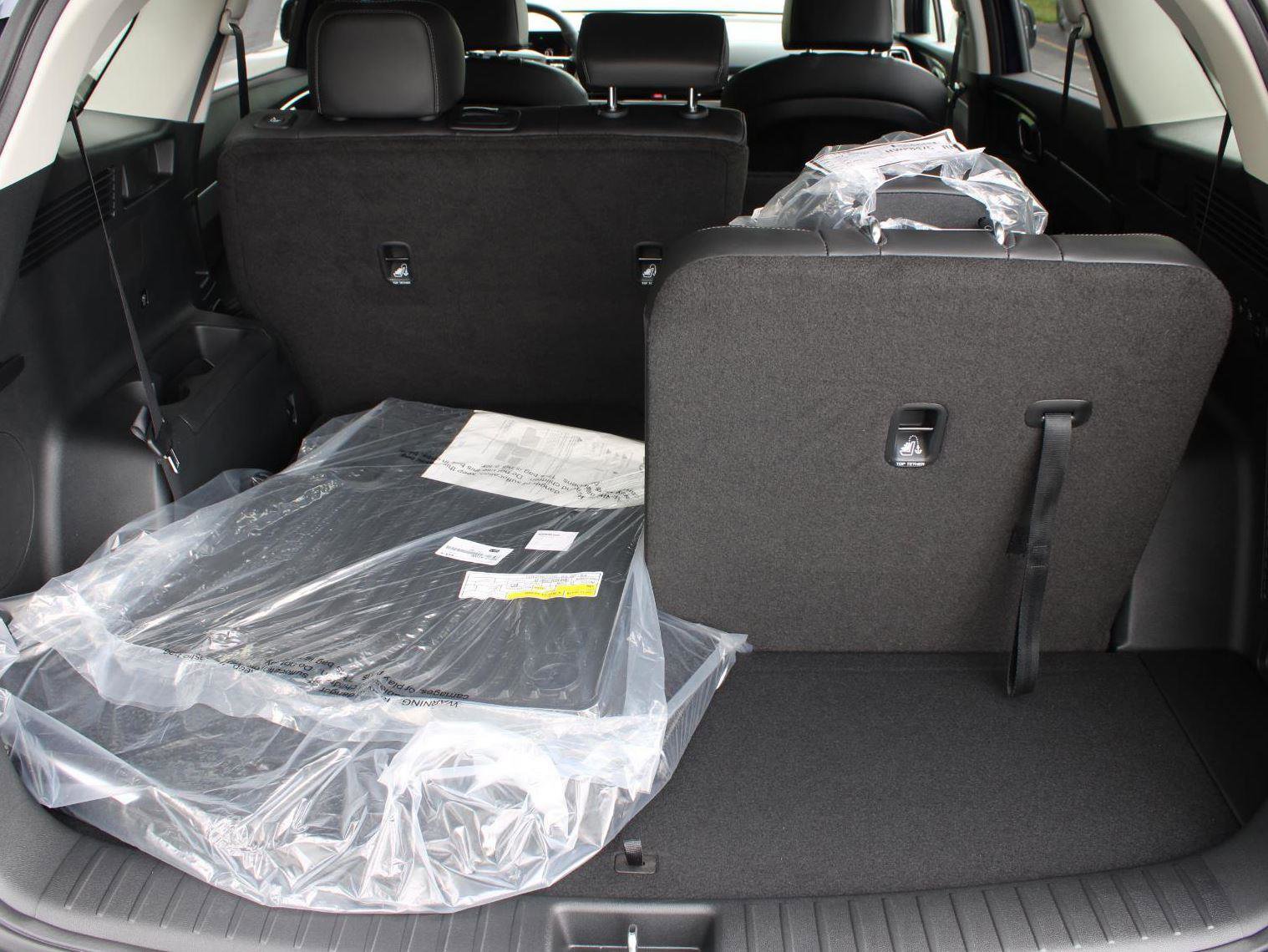 New 2026 Kia Sorento S w/ S Panoramic Sunroof Package image 12