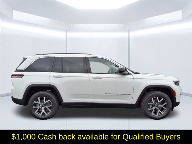 New 2027 Jeep Grand Cherokee Laredo X AWD/4WD image 2