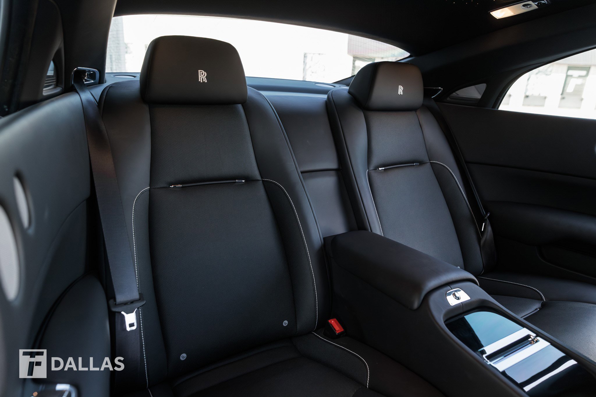 Used 2020 Rolls-Royce Wraith image 38