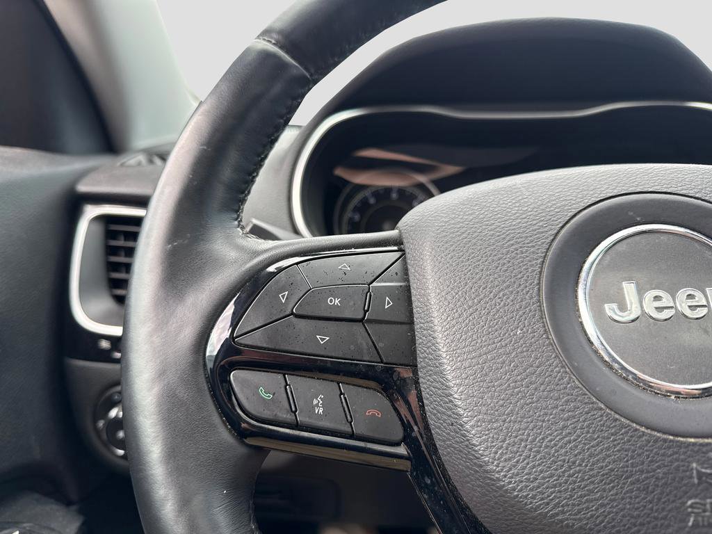 Used 2019 Jeep Cherokee Latitude Plus image 13