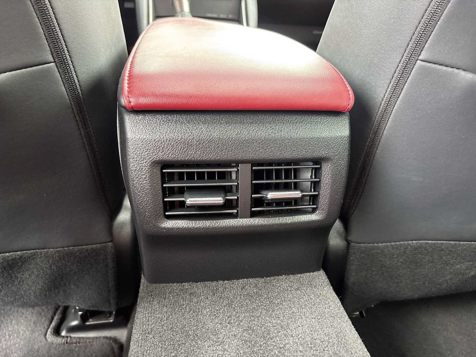 Used 2024 Lexus IS 300 F Sport RWD image 21