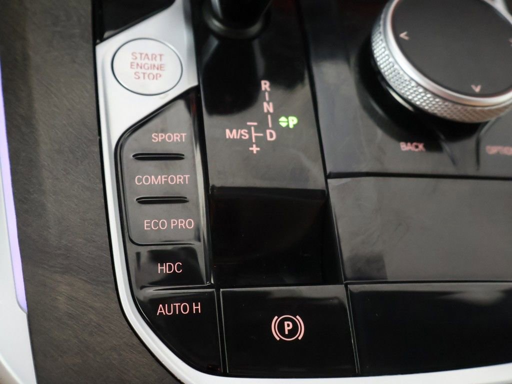 Used 2022 BMW X5 xDrive40i AWD/4WD image 54