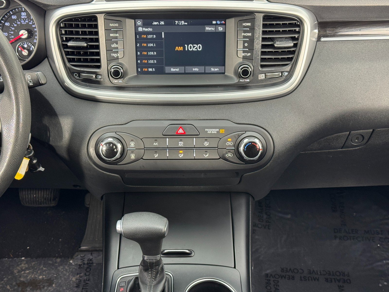 Used 2020 Kia Sorento LX image 20