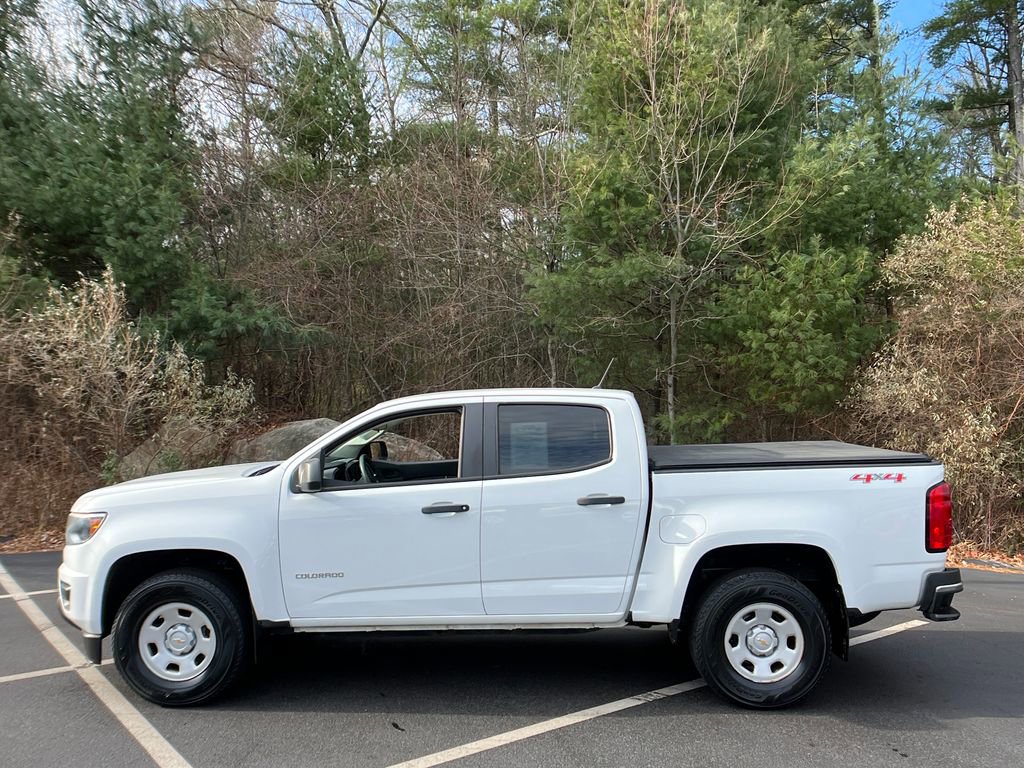 Used 2020 Chevrolet Colorado W/T image 2