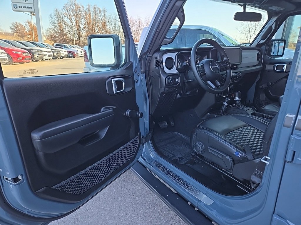 Used 2024 Jeep Wrangler Sport image 36