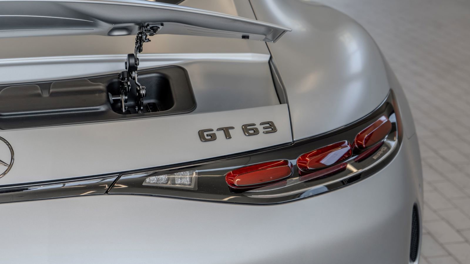 Used 2025 Mercedes-Benz AMG GT 63 image 23