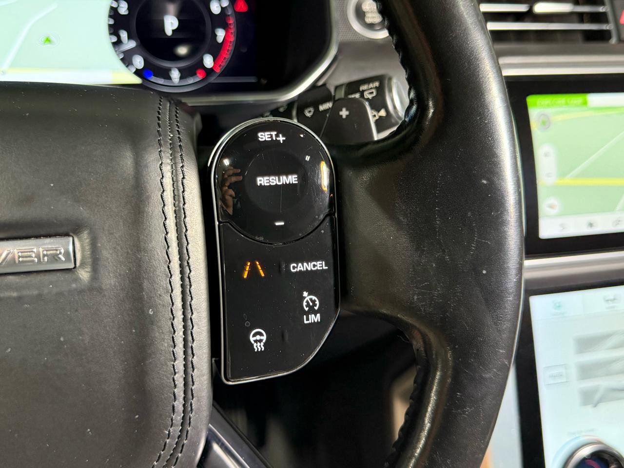 Used 2019 Land Rover Range Rover HSE AWD/4WD image 15