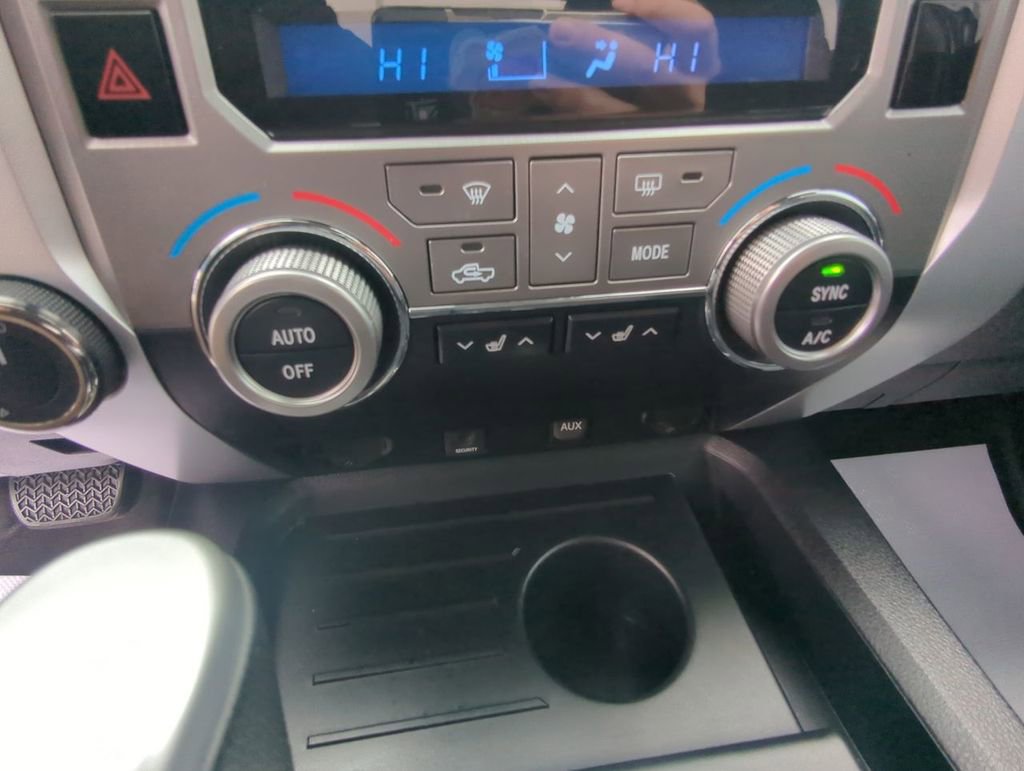 Used 2018 Toyota Tundra Limited w/ Limited Premium Package AWD/4WD image 20