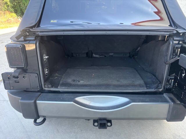 Used 2010 Jeep Wrangler Unlimited Sport AWD/4WD image 11