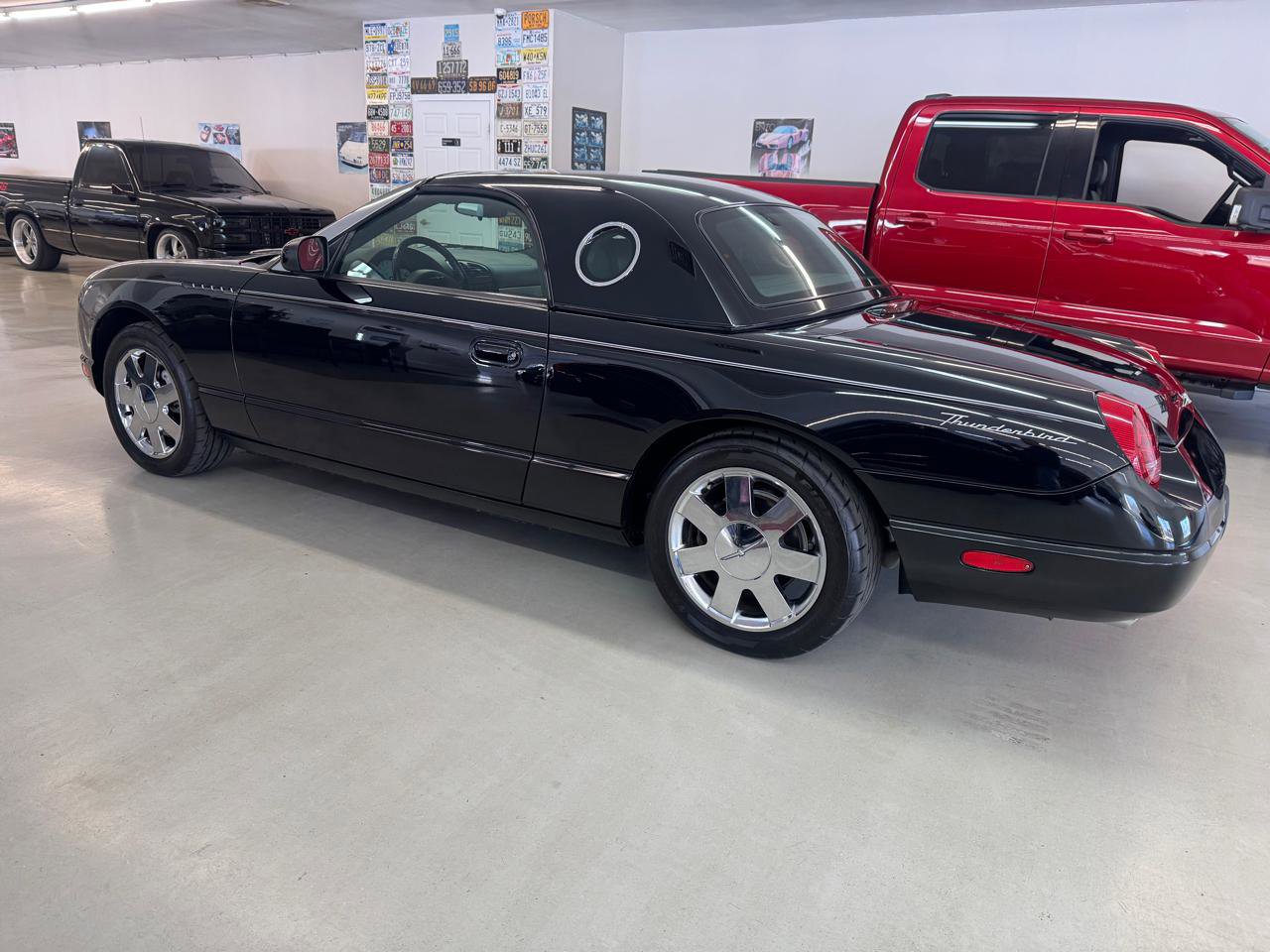 Used 2002 Ford Thunderbird image 35
