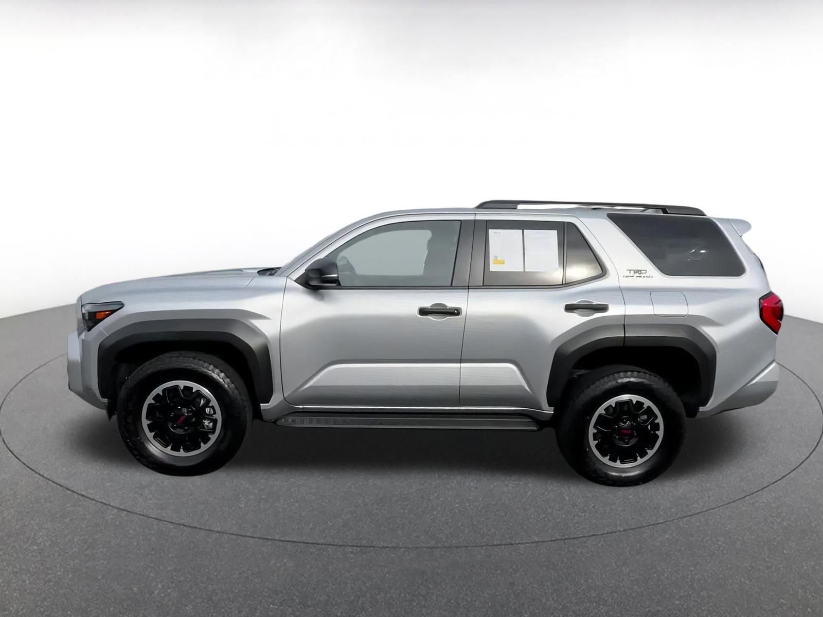 Used 2025 Toyota 4Runner TRD Off-Road image 8