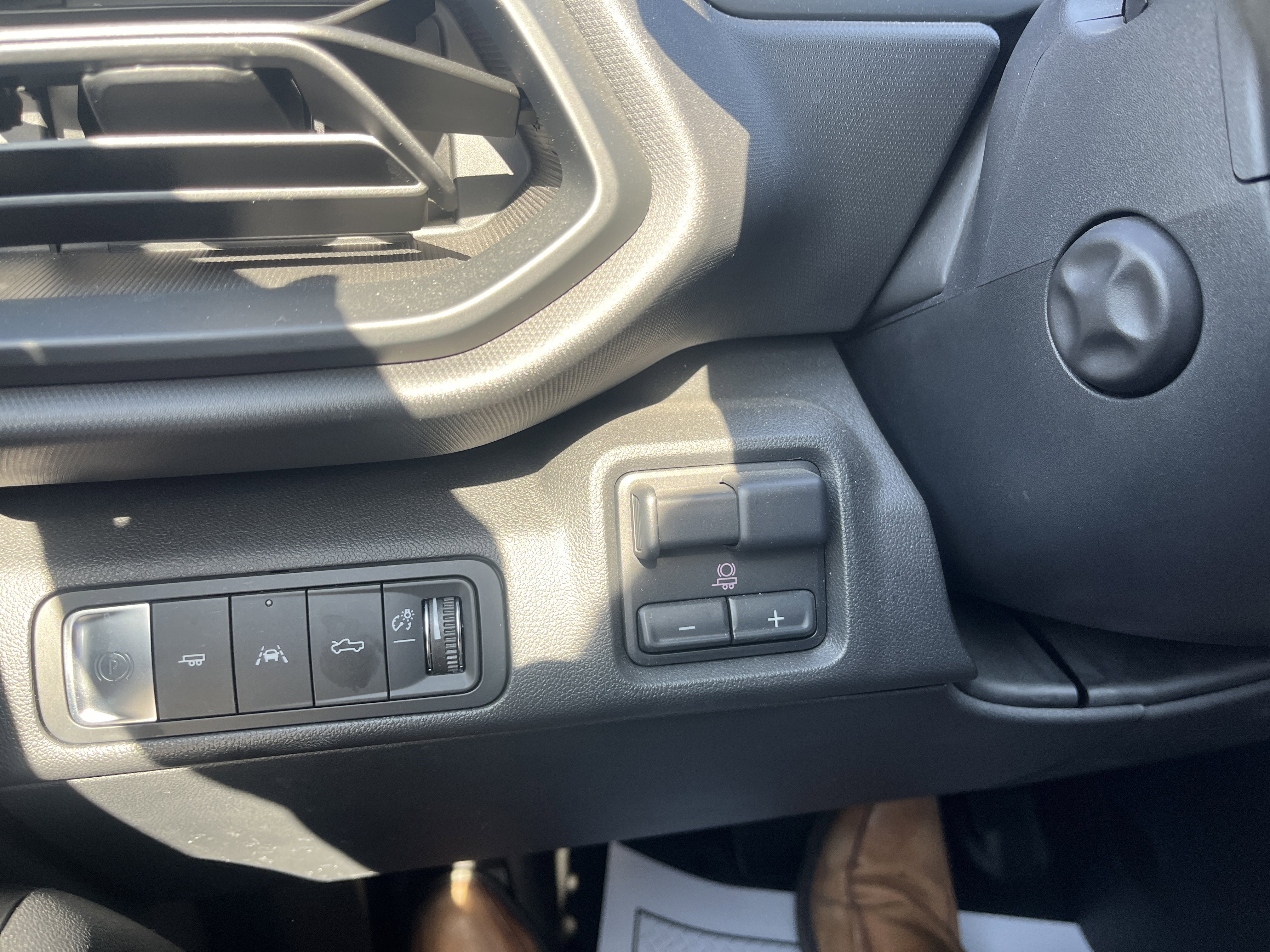 Used 2024 Chevrolet Silverado EV W/T image 22