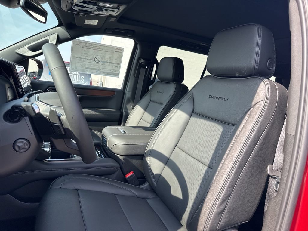 New 2026 GMC Yukon Denali w/ Sun & Power Step Package image 18