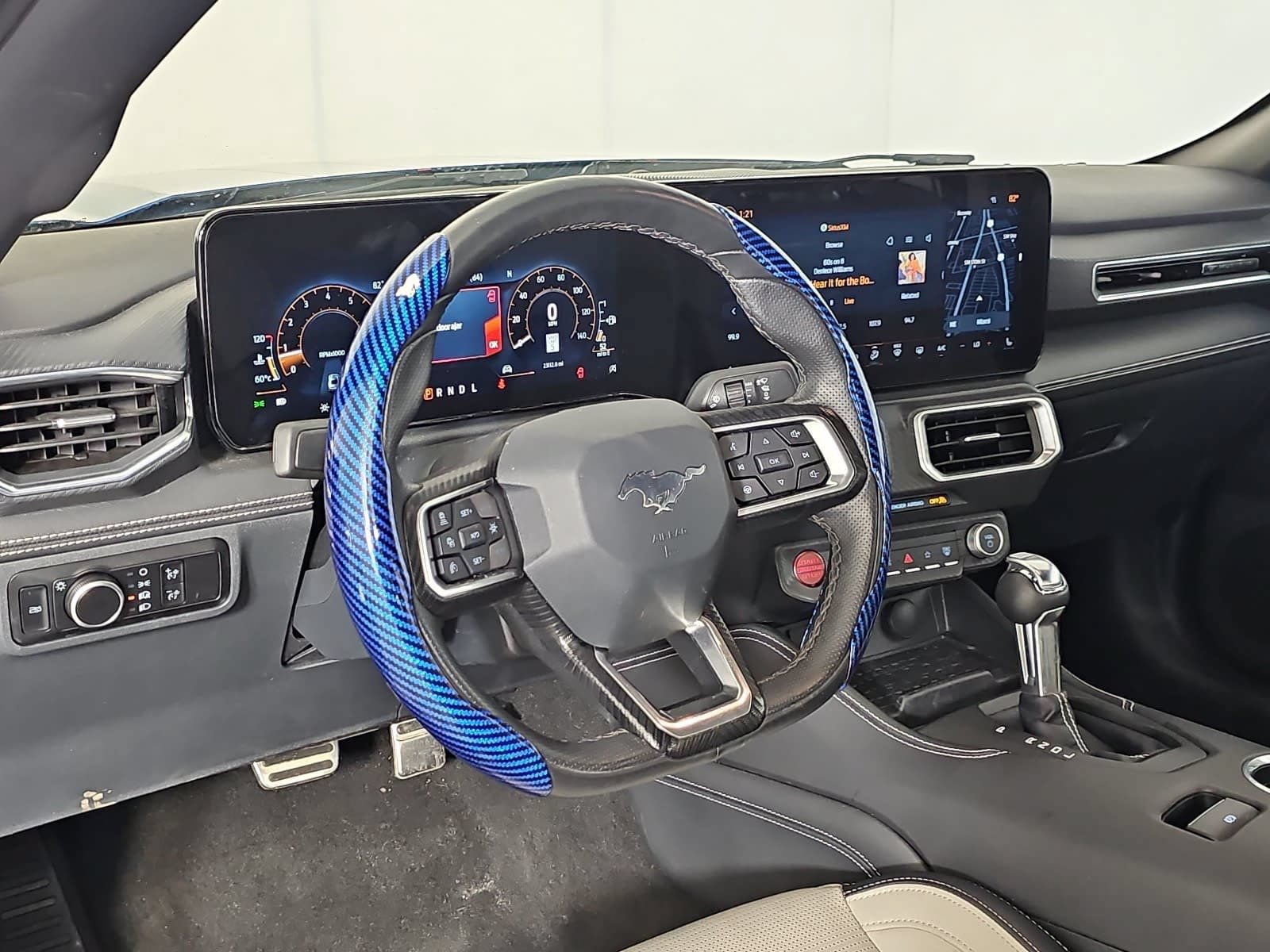 Used 2024 Ford Mustang Premium RWD image 15