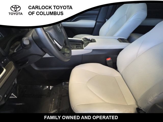 Used 2025 Toyota Grand Highlander FWD image 12