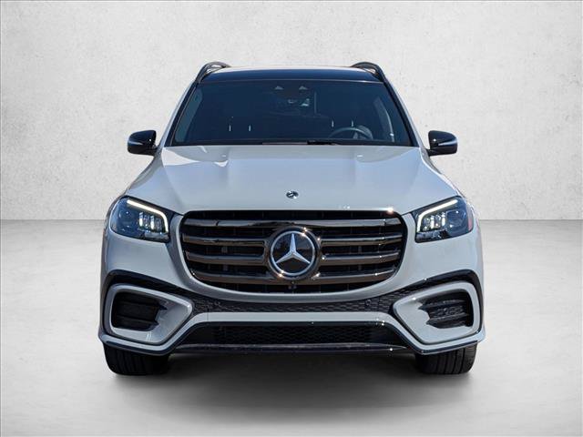 Used 2024 Mercedes-Benz GLS 450 4MATIC image 2
