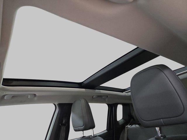 Used 2023 Jeep Renegade Limited w/ Sun/Sound Group image 28