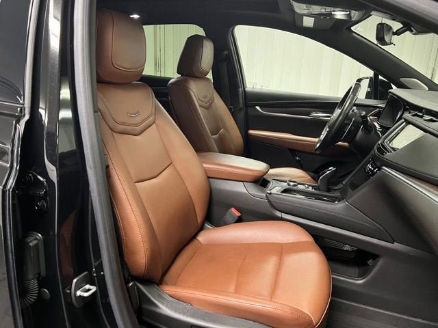 Certified 2023 Cadillac XT5 Sportv w/ Technology Package AWD/4WD image 17