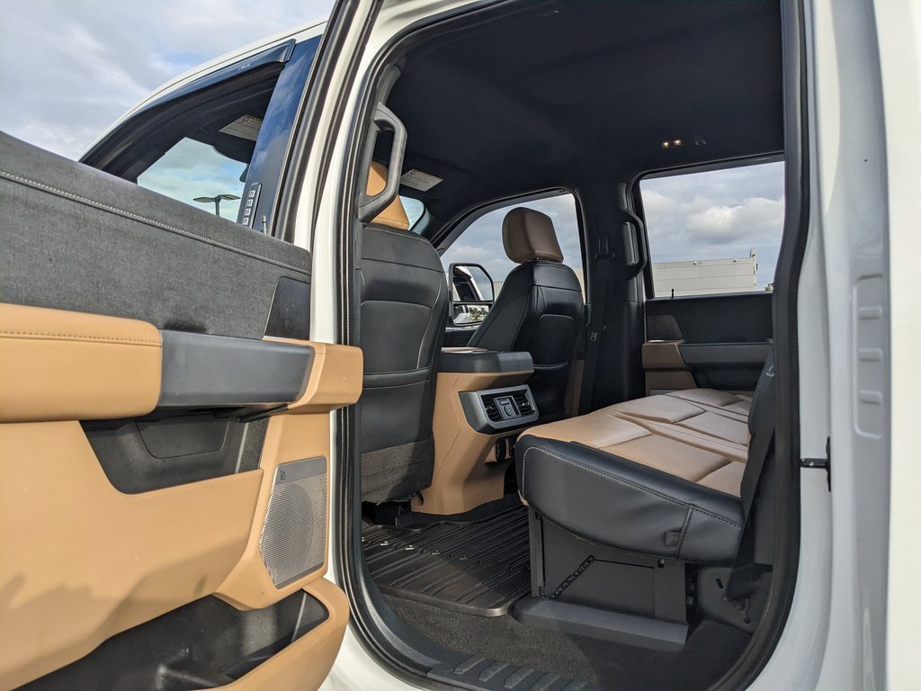 Used 2023 Ford F250 Lariat w/ Chrome Package image 47