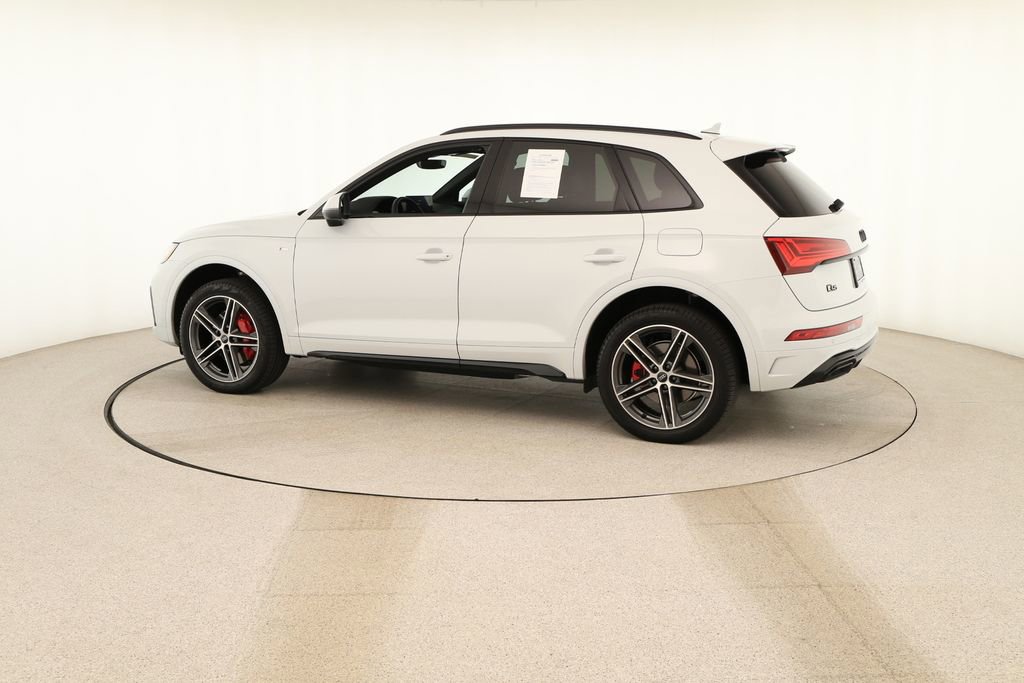 Certified 2025 Audi Q5 e Premium Plus w/ Premium Plus Package image 3