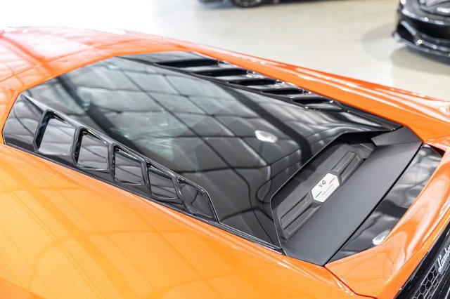 Used 2020 Lamborghini Huracan EVO AWD/4WD image 15