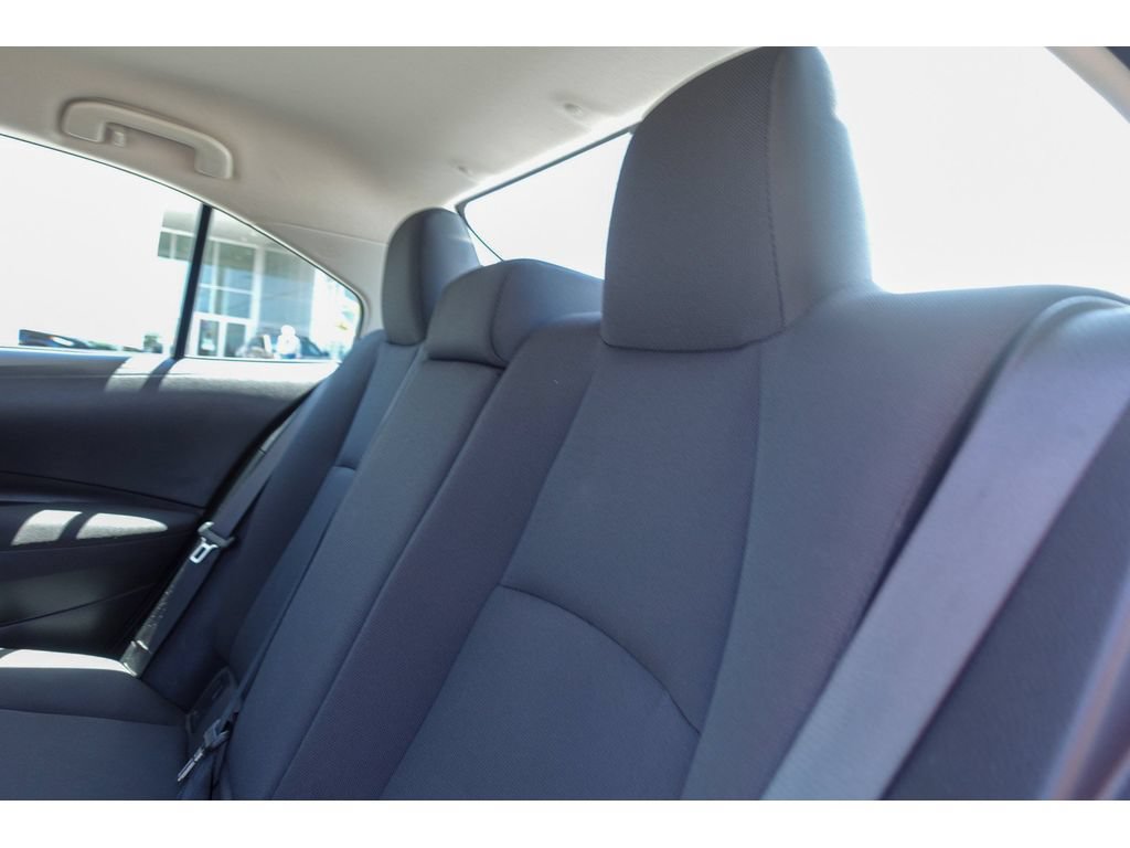 Used 2025 Toyota Corolla LE FWD image 28