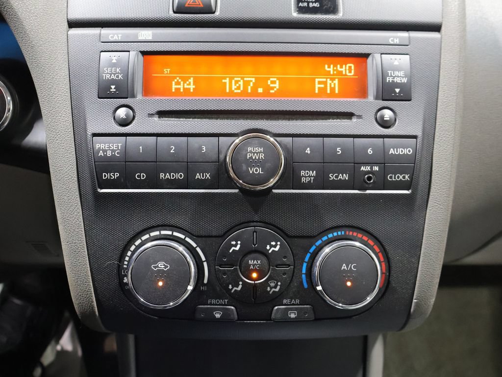 Used 2008 Nissan Altima 3.5 SE w/ Sport Pkg FWD image 8