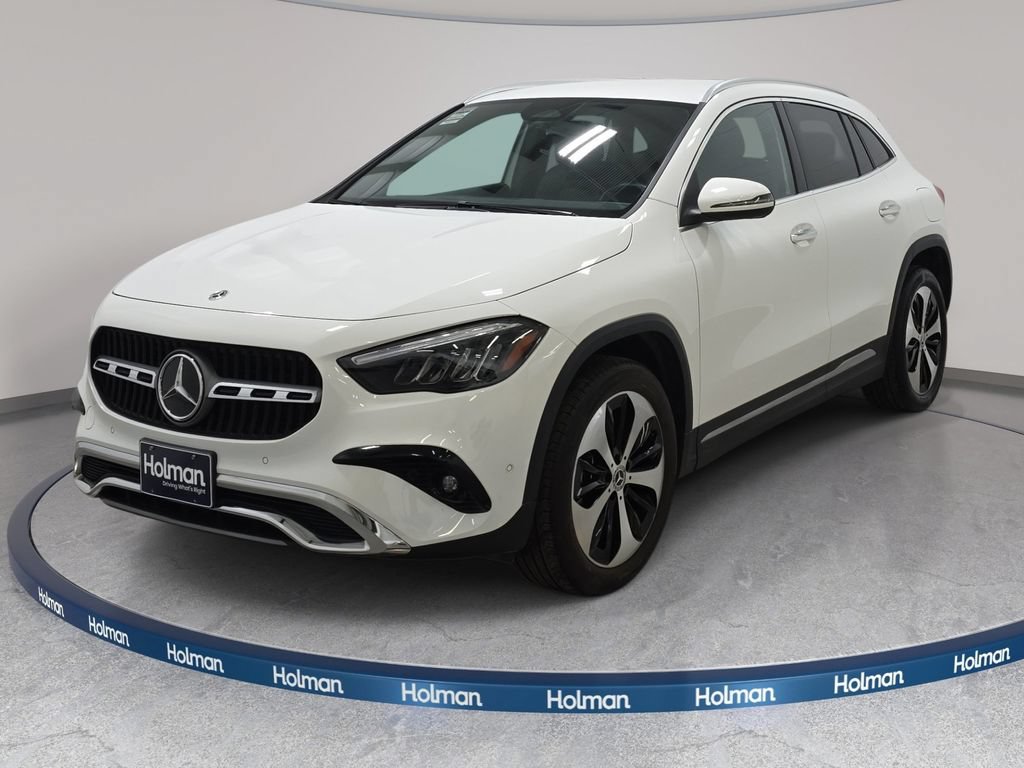 Used 2025 Mercedes-Benz GLA 250 4MATIC image 1