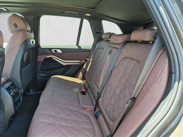 New 2026 BMW X5 xDrive50e w/ M Sport Package AWD/4WD image 15