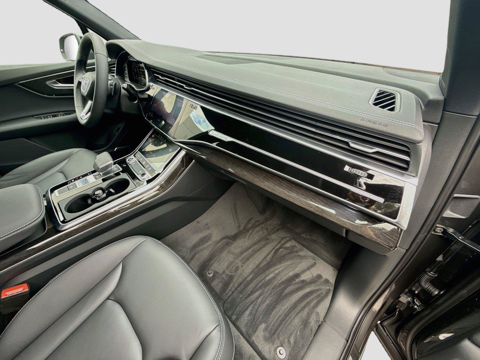 New 2026 Audi Q7 2.0T Premium AWD/4WD image 30