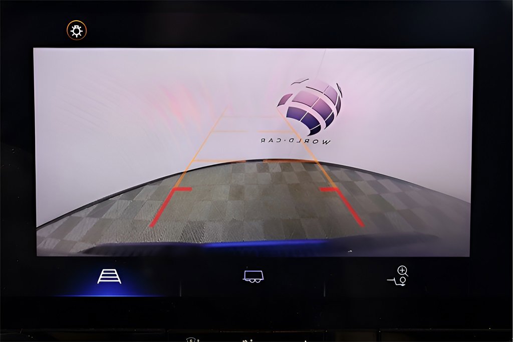 Used 2023 Chevrolet Colorado LT w/ LT Convenience Package image 33